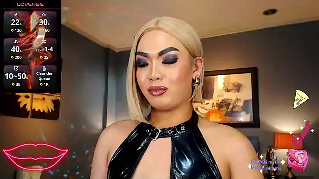 FridaHumphrey online show from 14, 9, 2025