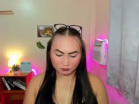 hella queen online show from 6, 1, 2026