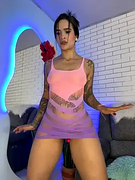 Im Fernanda online show from 5, 10, 2025