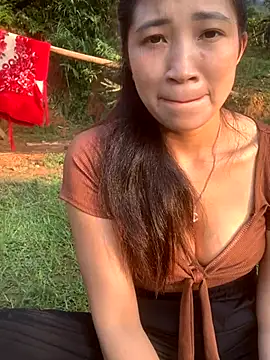 ThiHa003 online show from 10, 10, 2025