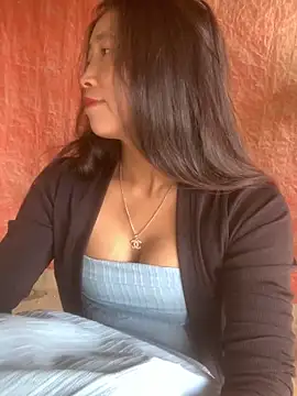 ThiHa003 online show from 2, 11, 2025