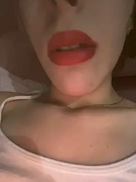 Mimisixo online show from 10, 9, 2025