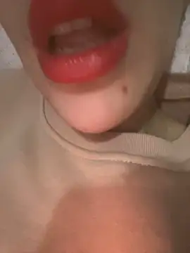 Snapshot of Mimisixo chatting on 2, 2, 2026 Mimisixo online show from 2, 2, 2026