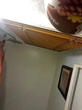 Cnutt310 online show from 7, 10, 2025