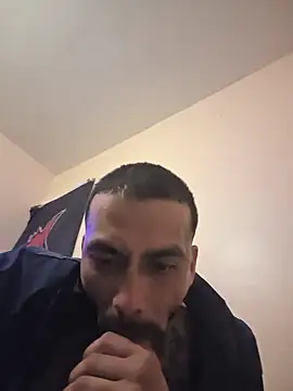 Snapshot of Cnutt310 chatting on 17, 1, 2026 Cnutt310 online show from 17, 1, 2026