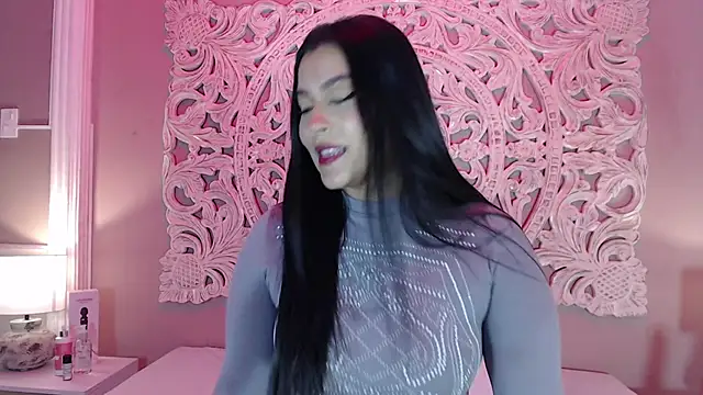 VictoriaPowell online show from 16, 9, 2025