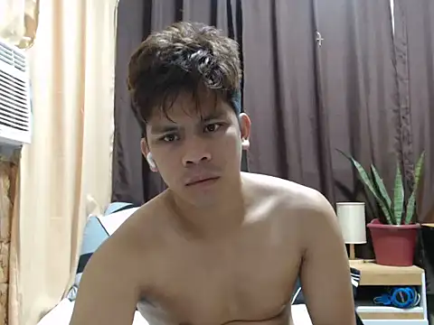 cumwhat me online show from 11, 4, 2026