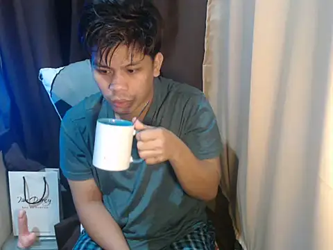 cumwhat me online show from 23, 6, 2026
