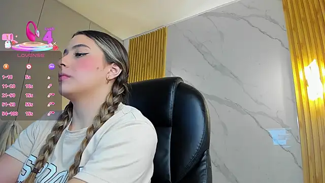 KYLIE JONES6 online show from 23, 9, 2025