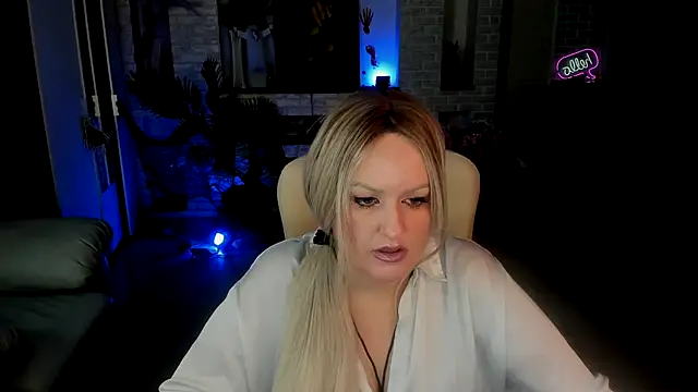 MariemLui online show from 25, 10, 2025