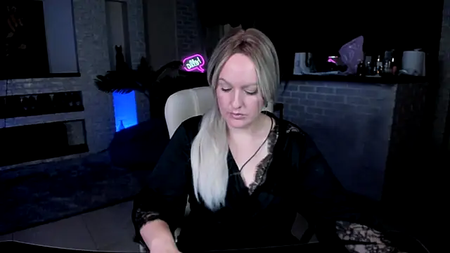 MariemLui online show from 16, 9, 2025