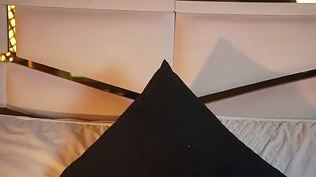 ambar rosse25 online show from 22, 9, 2025