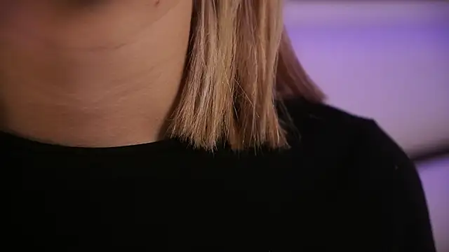 ambar rosse25 online show from 10, 1, 2026