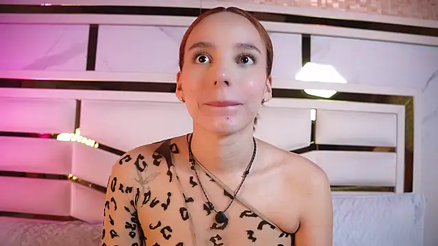 Snapshot of ambar_rosse25 chatting on 3, 3, 2026 ambar rosse25 online show from 3, 3, 2026