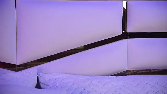 ambar rosse25 online show from 8, 1, 2026