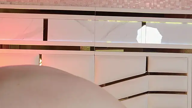 ambar rosse25 online show from 1, 12, 2025