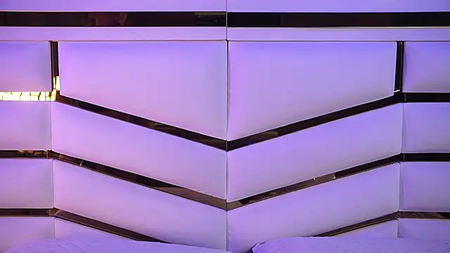 ambar rosse25 online show from 7, 1, 2026