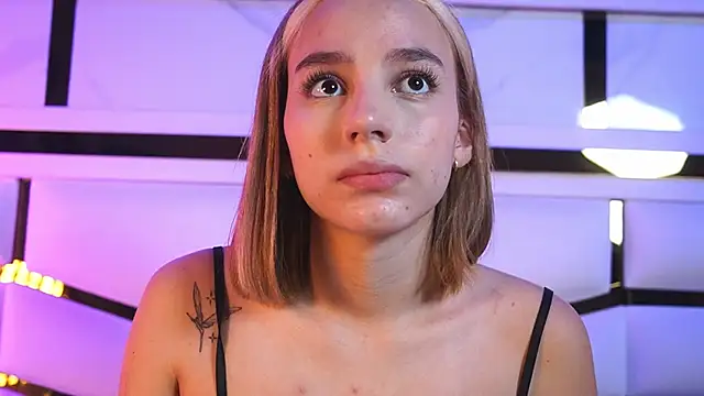 Snapshot of ambar_rosse25 chatting on 13, 2, 2026 ambar rosse25 online show from 13, 2, 2026