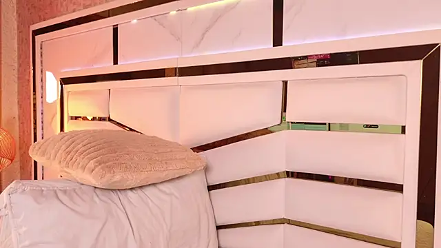 ambar rosse25 online show from 30, 9, 2025