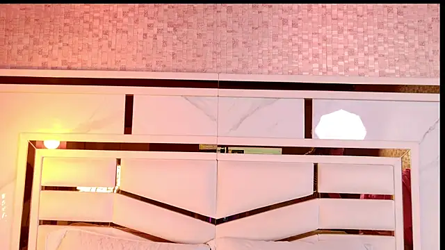 ambar rosse25 online show from 9, 11, 2025