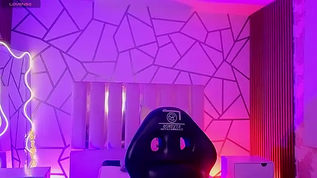 LIHIAN TAY online show from 30, 3, 2026