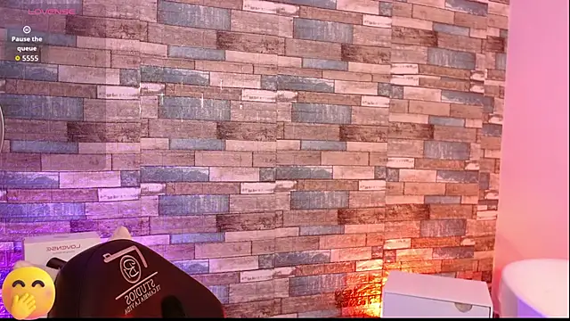 LIHIAN TAY online show from 4, 10, 2025