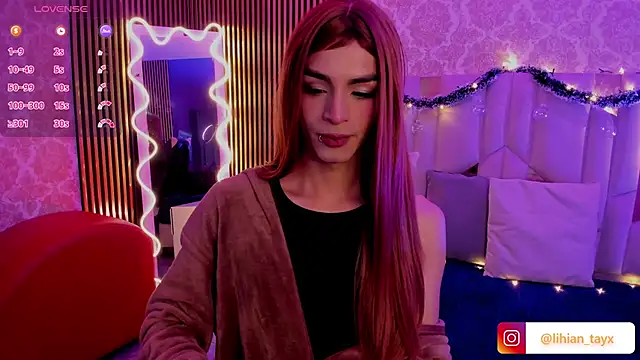 LIHIAN TAY online show from 27, 11, 2025