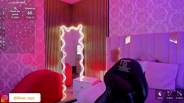 LIHIAN TAY online show from 6, 11, 2025