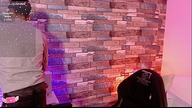 LIHIAN TAY online show from 3, 10, 2025