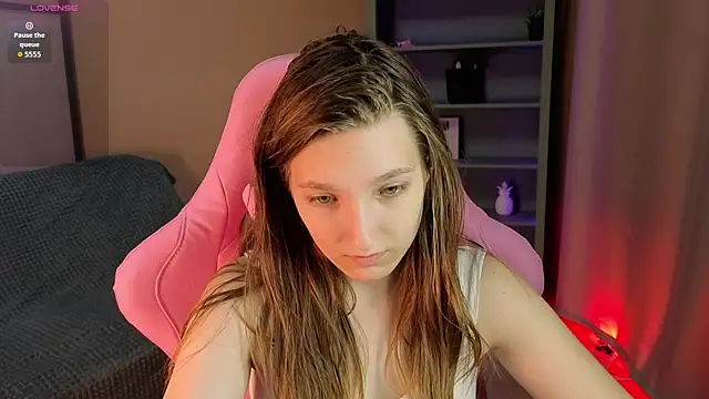 Mia Myles online show from 10, 9, 2025