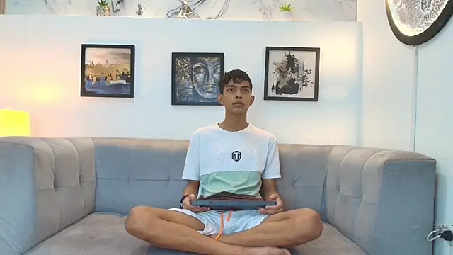 PRETTY SEX1 online show from 19, 12, 2025