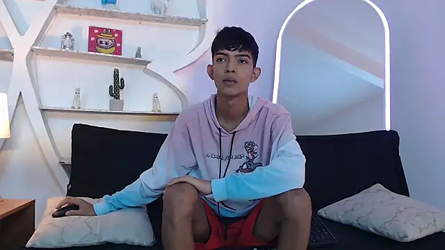 PRETTY SEX1 online show from 1, 10, 2025