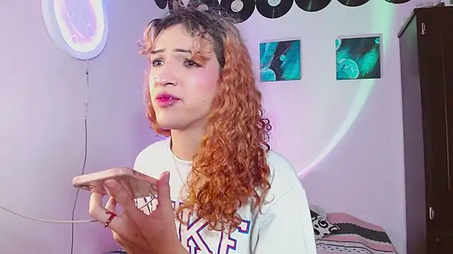 meghan devil  online show from 20, 11, 2025