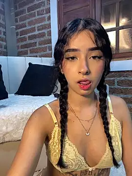 Snapshot of RosseMelody chatting on 9, 7, 2026 RosseMelody online show from 9, 7, 2026