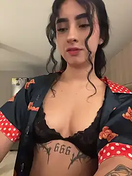 Snapshot of RosseMelody chatting on 17, 7, 2026 RosseMelody online show from 17, 7, 2026
