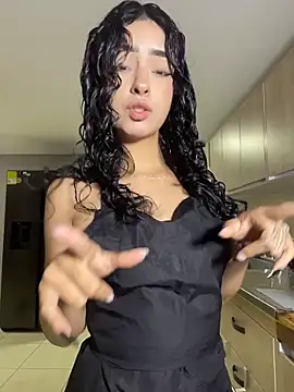 Snapshot of RosseMelody chatting on 16, 6, 2026 RosseMelody online show from 16, 6, 2026