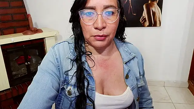 Grace mature milf online show from 5, 11, 2025