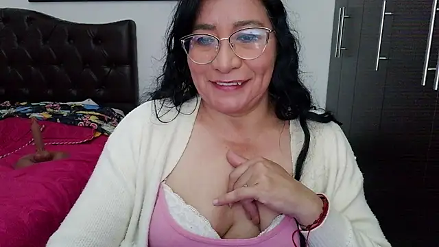 Snapshot of Grace_mature_milf chatting on 17, 7, 2026 Grace mature milf online show from 17, 7, 2026