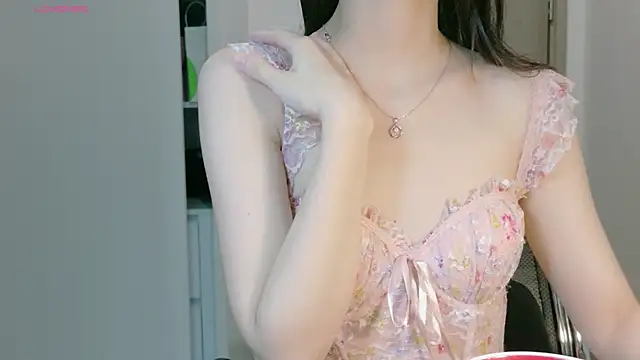 Ryeon 99 online show from 18, 4, 2026