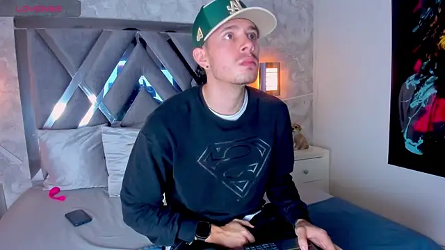 nils saint online show from 14, 11, 2025