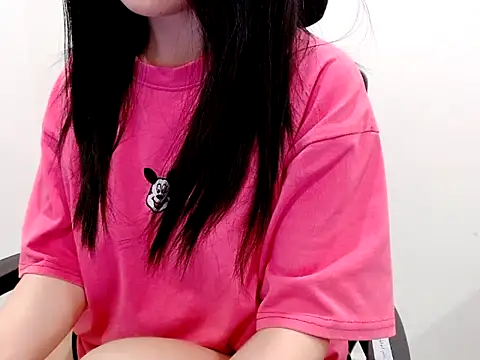 Snapshot of Zhi__2k6 chatting on 11, 7, 2026 Zhi 2k6 online show from 11, 7, 2026