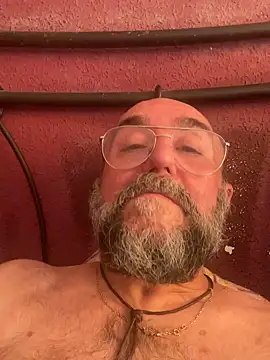 JoanGrx online show from 10, 10, 2025