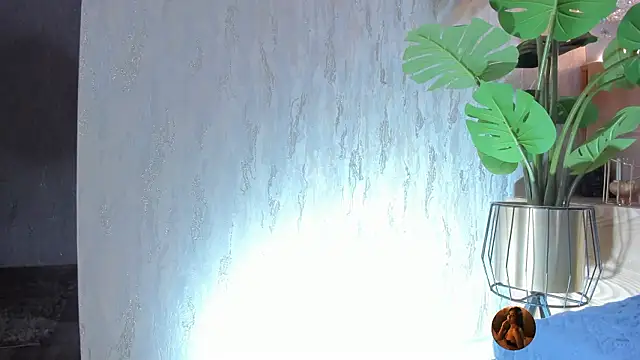 Snapshot of ValSmith_ chatting on 3, 2, 2026 ValSmith online show from 3, 2, 2026