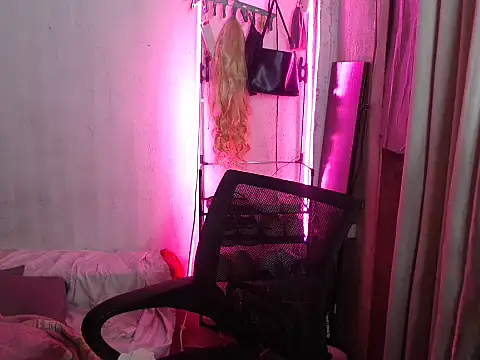 Naughty alfrea online show from 27, 3, 2026