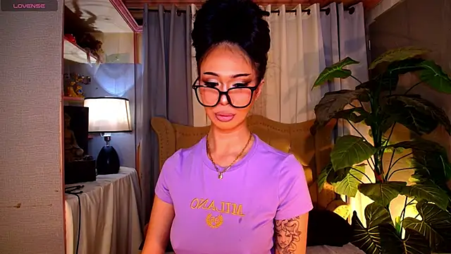 UrMassiveCockSabrinaOnTop online show from 14, 11, 2025