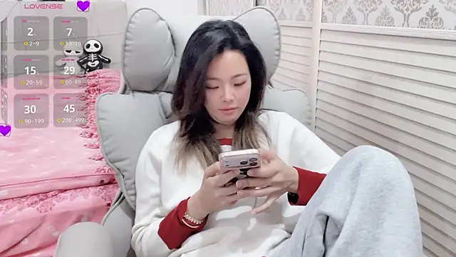 Holiland online show from 14, 1, 2026