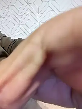 boy8540 online show from 1, 4, 2026