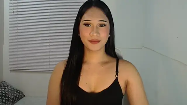 Snapshot of Leighs_Celine chatting on 8, 2, 2026 Leighs Celine online show from 8, 2, 2026