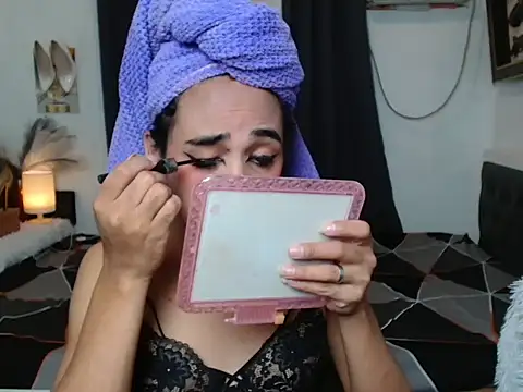 Snapshot of SheraCock chatting on 12, 10, 2025 SheraCock online show from 12, 10, 2025