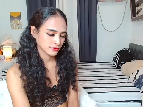 Snapshot of SheraCock chatting on 2, 10, 2025 SheraCock online show from 2, 10, 2025